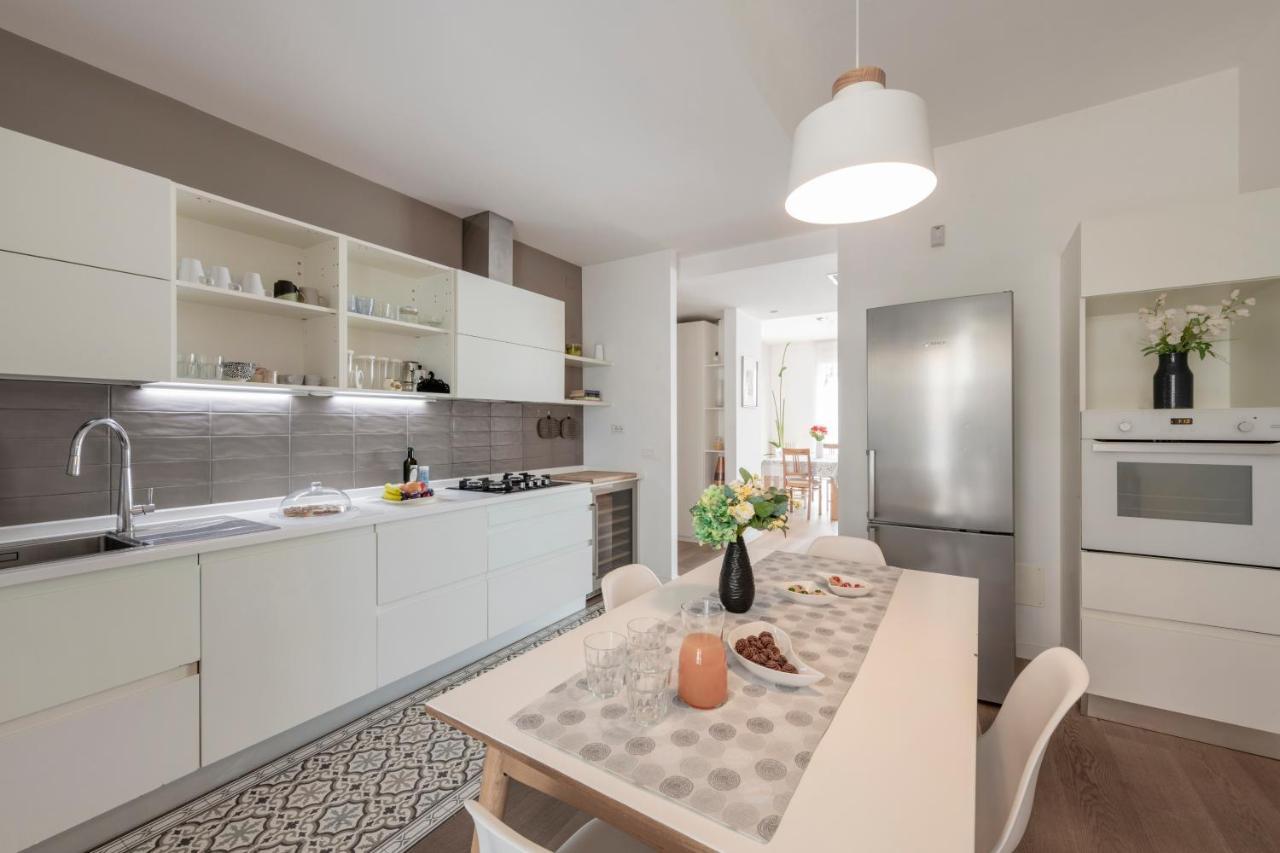 Apartmán Ferrucci, 10 - Elegante Oasi Urbana A Milano Exteriér fotografie